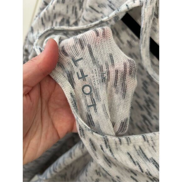 LOFT Grey Sweatshirt Low Back Long Sleeves Light Stretchy Comfy SOFT! SZ XL - Picture 4 of 9